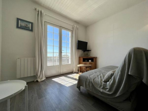 Appartement rénové 3 ch, parking, proche plage – Saint-Pierre-d’Oléron - FR-1-246A-269